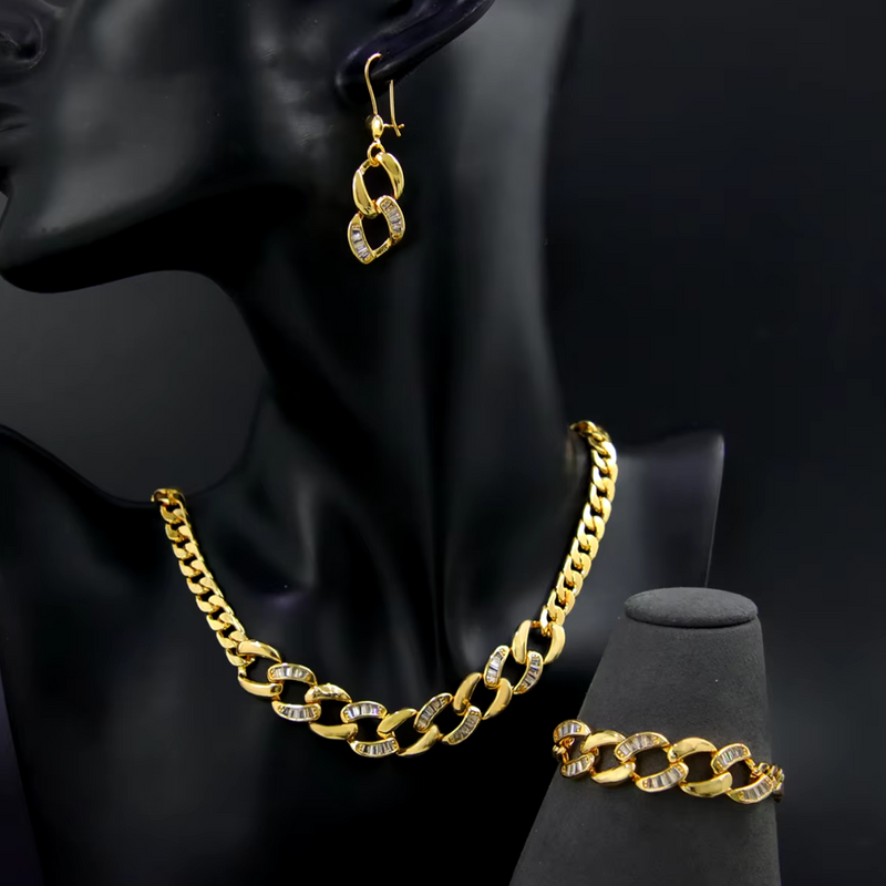 Charming Chain Set