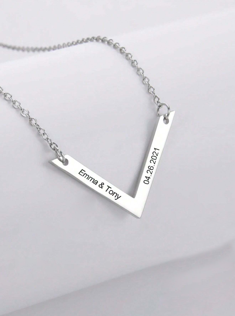 28 V Style Customized Necklace