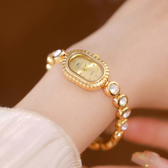 Rounded Diamond Watch